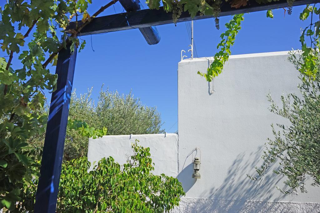 Klironomos Apartments Logaras Exterior photo